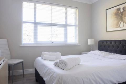 undefined, Bessborough Road, Putney Heath, London, SW15