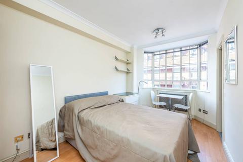 Studio to rent, Chelsea Cloisters, Chelsea, London, SW3