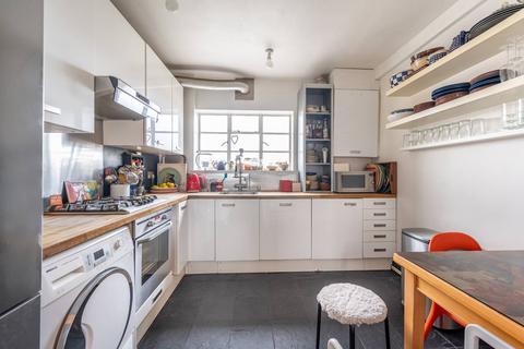 3 bedroom flat for sale, Oman Avenue, NW2, Cricklewood, London, NW2