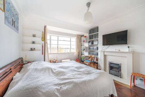 3 bedroom flat for sale, Oman Avenue, NW2, Cricklewood, London, NW2