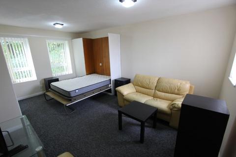 1 bedroom apartment to rent, Princes Gate, Rutherglen G73