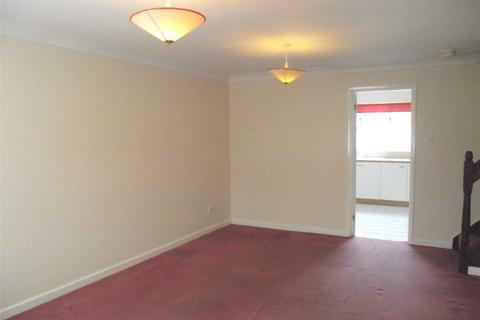 3 bedroom property to rent, Stratton Road, Swindon SN1