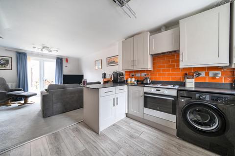 15 Birch Way, Cranbrook, Exeter, EX5 7FW