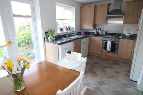 2 bedroom semi-detached house to rent, Hutton Way, Framwellgate Moor, Durham, DH1