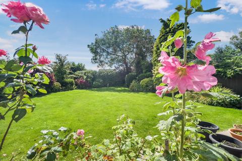 3 bedroom detached bungalow for sale, Fernhurst Gate, Ormskirk L39