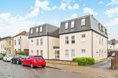 1 bedroom apartment for sale, Knapp Road, Gloucestershire GL50