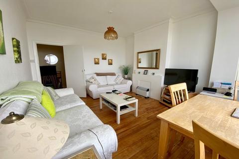 1 bedroom flat for sale, Teynham House, Marine Drive, Saltdean, BN2 8LZ