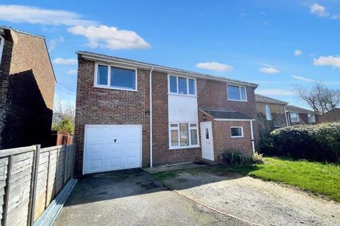 5 bedroom semi-detached house for sale, Turnpike Close, Peacehaven, BN10 8BU