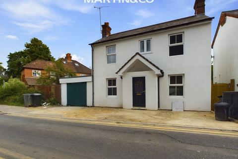 4 bedroom detached house for sale, Gipsy Lane, Wokingham