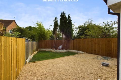 undefined, Gipsy Lane, Wokingham