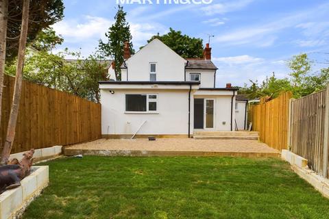 undefined, Gipsy Lane, Wokingham