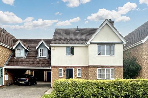 4 bedroom link detached house for sale, Duston Close Daventry NN11 9YX