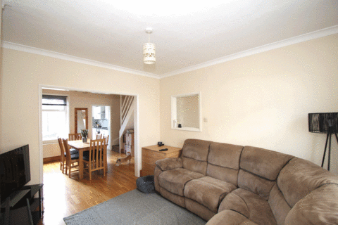 2 bedroom terraced house to rent, Mayfield Road, Hampshire PO12