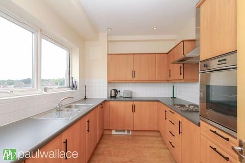 2 bedroom apartment for sale, Ravenscroft, Broxbourne