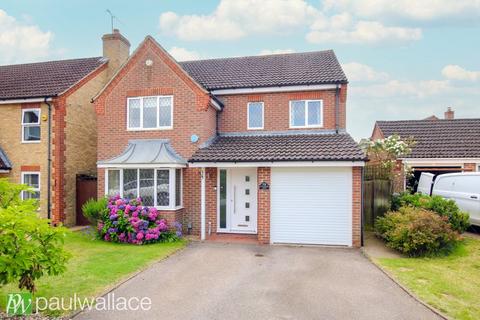 4 bedroom detached house for sale, Pulham Avenue, Broxbourne