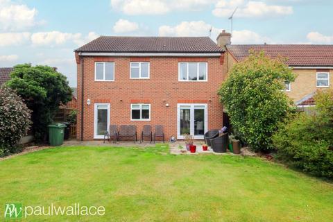 4 bedroom detached house for sale, Pulham Avenue, Broxbourne