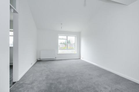 1 bedroom apartment to rent, Enfield Close, Uxbridge UB8