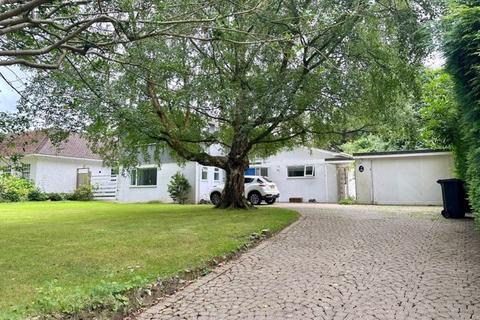 12 Uplands Road, Kenley, CR8 5EF