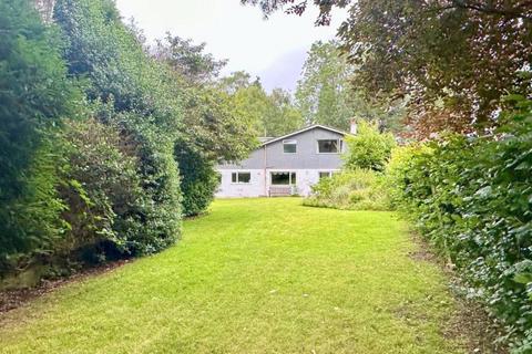 12 Uplands Road, Kenley, CR8 5EF