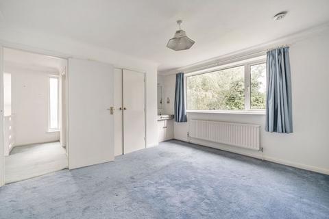 12 Uplands Road, Kenley, CR8 5EF