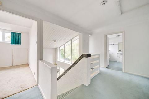 12 Uplands Road, Kenley, CR8 5EF