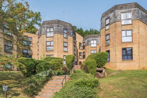 2 bedroom apartment to rent, Charterhouse Road, Godalming GU7