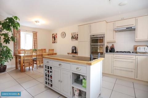 4 bedroom detached house for sale, RUSSET CLOSE, WELLINGTON