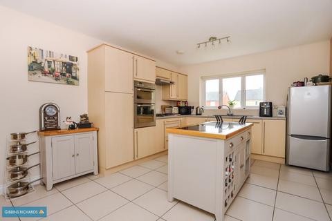 4 bedroom detached house for sale, RUSSET CLOSE, WELLINGTON