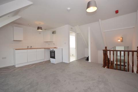 2 bedroom apartment to rent, 12 Bay View Terrace, Newquay TR7