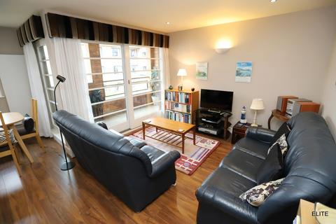 2 bedroom apartment to rent, River Court, Durham DH1