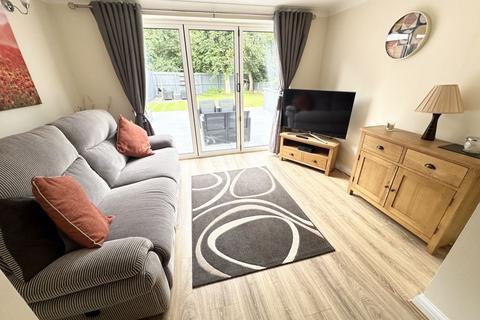 12 Beasley Close, Great Sutton, Ellesmere Port, CH66 2SX