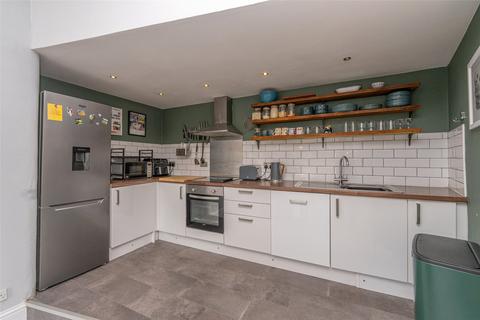 2 bedroom flat for sale, 1/11 Lower Granton Road, Edinburgh, EH5