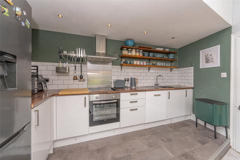 1/11 Lower Granton Road, Edinburgh, EH5 3RX