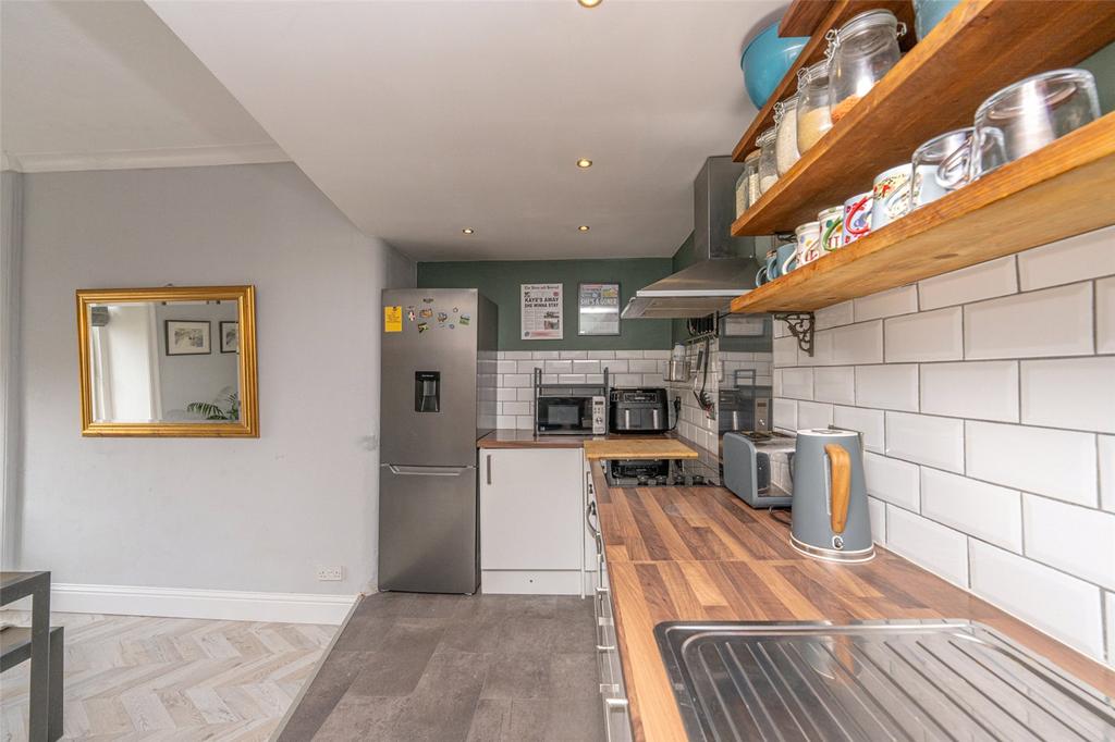 Kitchen Alt