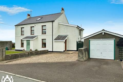 4 bedroom detached house for sale, Valley, Isle of Anglesey