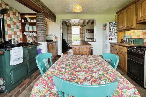 undefined, Gorad Road, Valley, LL65