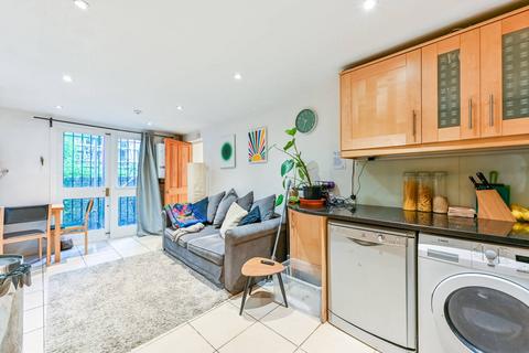 2 bedroom flat for sale, Barnsbury Park, Barnsbury, London, N1