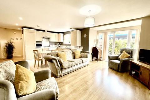 2 bedroom apartment for sale, Weston Lane, Southampton, SO19