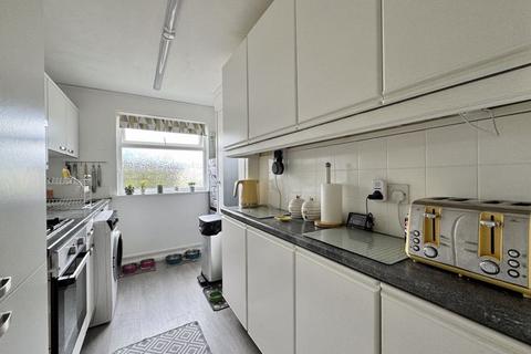 1 bedroom apartment for sale, Rosedale Road, Truro