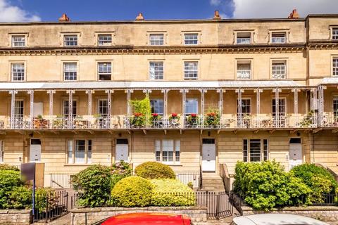 2 bedroom apartment for sale, Oakfield Road|Clifton