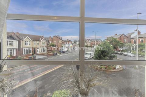 2 bedroom flat for sale, Forest Gate, Blackpool FY3