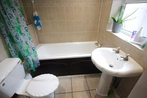 3 bedroom terraced house to rent, Roma Road, Birmingham