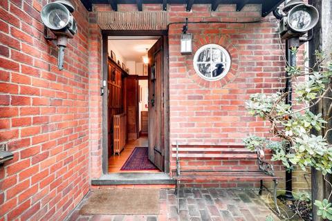 4 bedroom property for sale, Mill Hill, Brentwood CM15