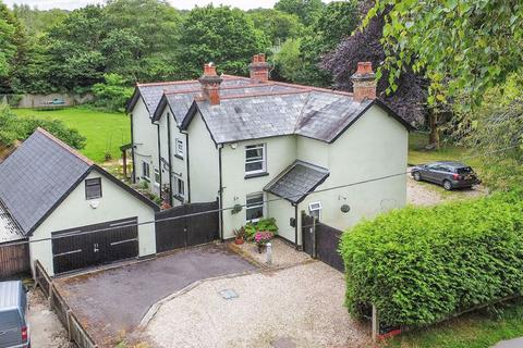 4 bedroom detached house for sale, Copythorne