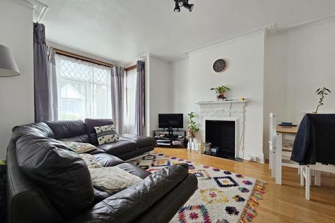 2 bedroom flat for sale, Butler Road, Harrow, HA1