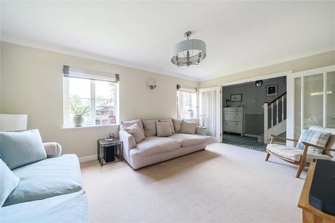 2 bedroom end of terrace house for sale, Gardenia Drive, West End, Woking, Surrey, GU24