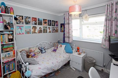 137 Walker Crescent, St Georges, Telford, TF2 9QD