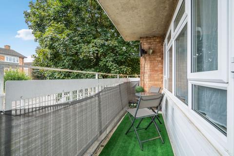 2 bedroom apartment for sale, Pollards, Rickmansworth WD3