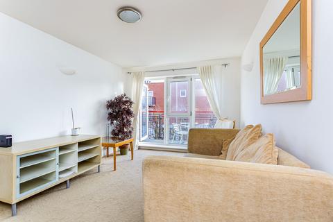 1 bedroom apartment to rent, Blake House, Gunwharf Quays