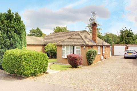 2 bedroom semi-detached bungalow for sale, Theobalds Close, Cuffley EN6